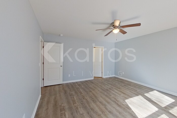 Building Photo - 2639 Provence Dr SE