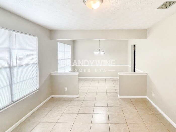 Building Photo - 1213 Sizemore Ct
