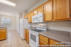 Building Photo - 688 La Bahia Loop