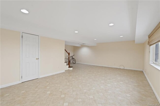 Building Photo - 107 Edgemont Rd