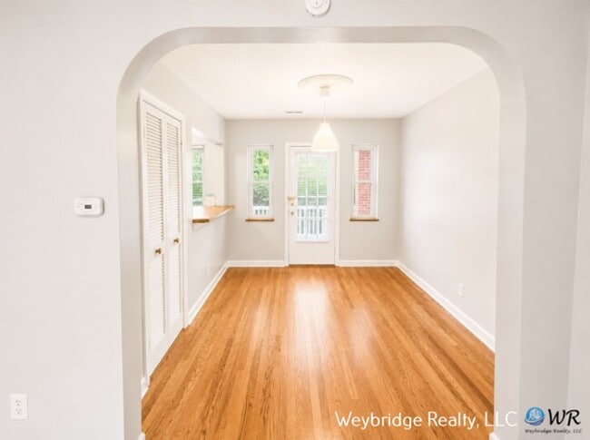 Building Photo - 3518 Hazelwood Ave