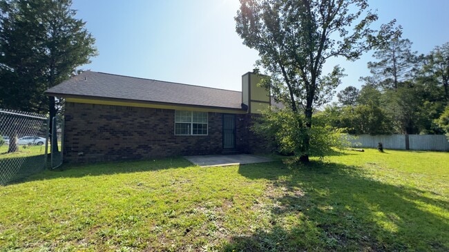 Building Photo - 822 Waterfield Dr