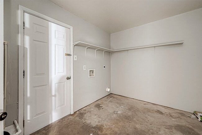 Building Photo - 3615 Needville Ave