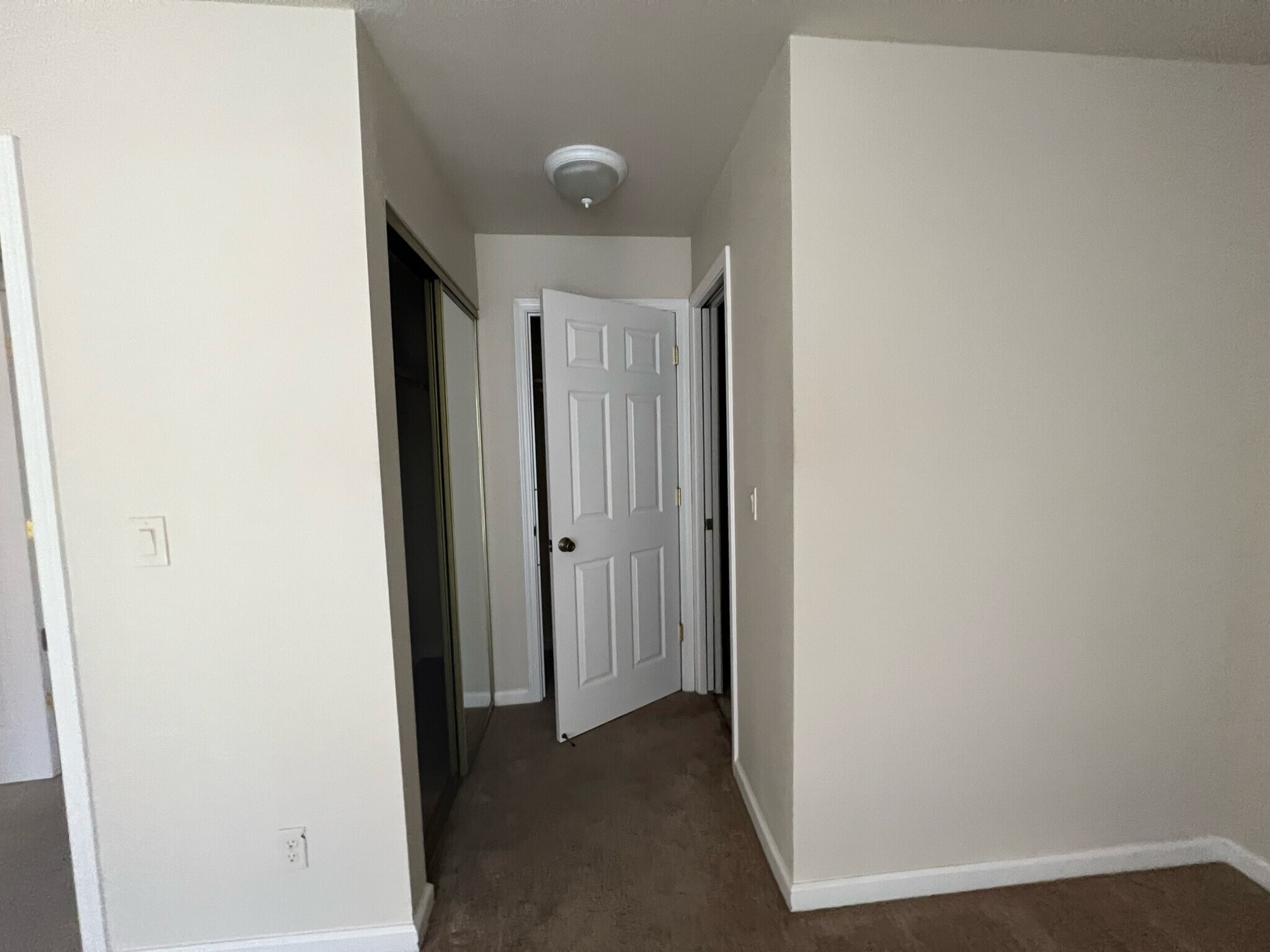 Building Photo - 4803 Lewis Carroll Way