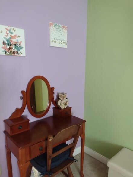 Master Bedroom Vanity - 3019 Northern Falcon Ridge Dr