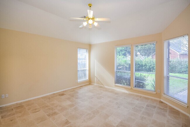Building Photo - 3211 Chapel Creek Way