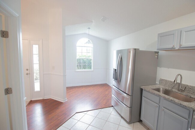 Building Photo - 9490 Leeds Cir