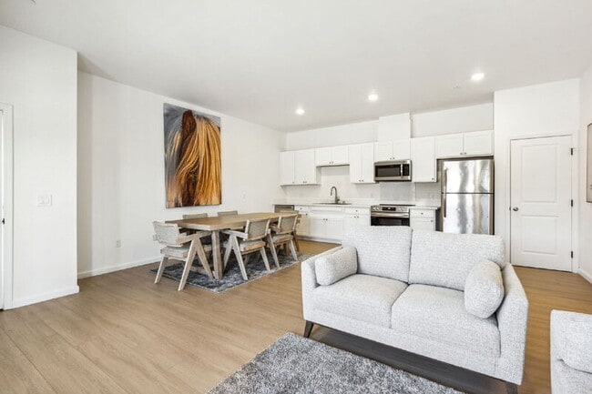 Building Photo - 6480 Stockton Blvd