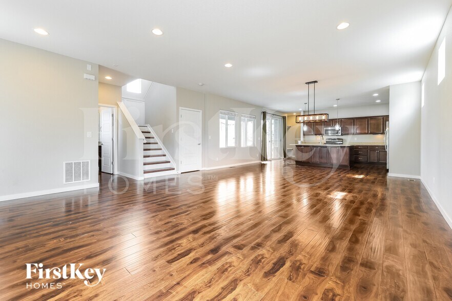 Building Photo - 10520 Sedalia St