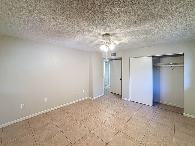 Building Photo - 10597 101st Ave