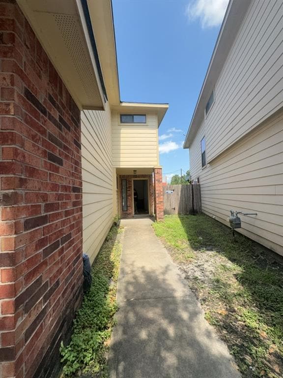 Building Photo - 10211 Azalea Village Dr