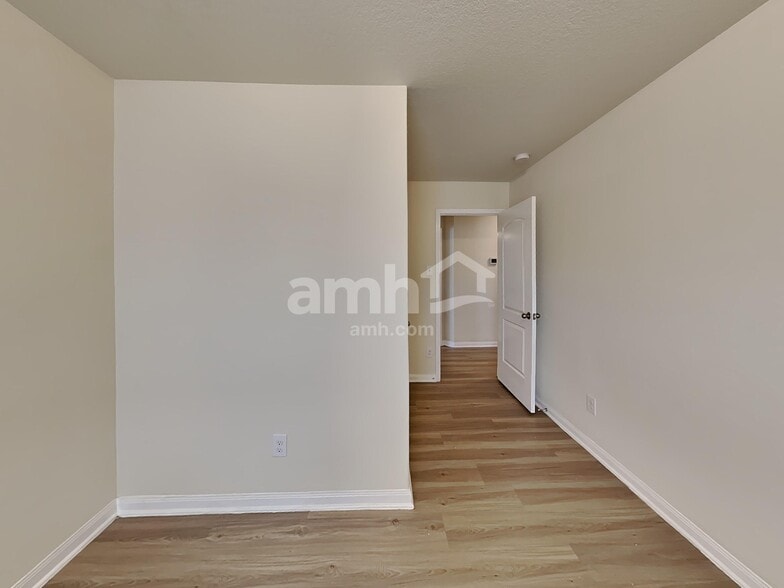 Building Photo - 22422 Bauer Canyon Dr