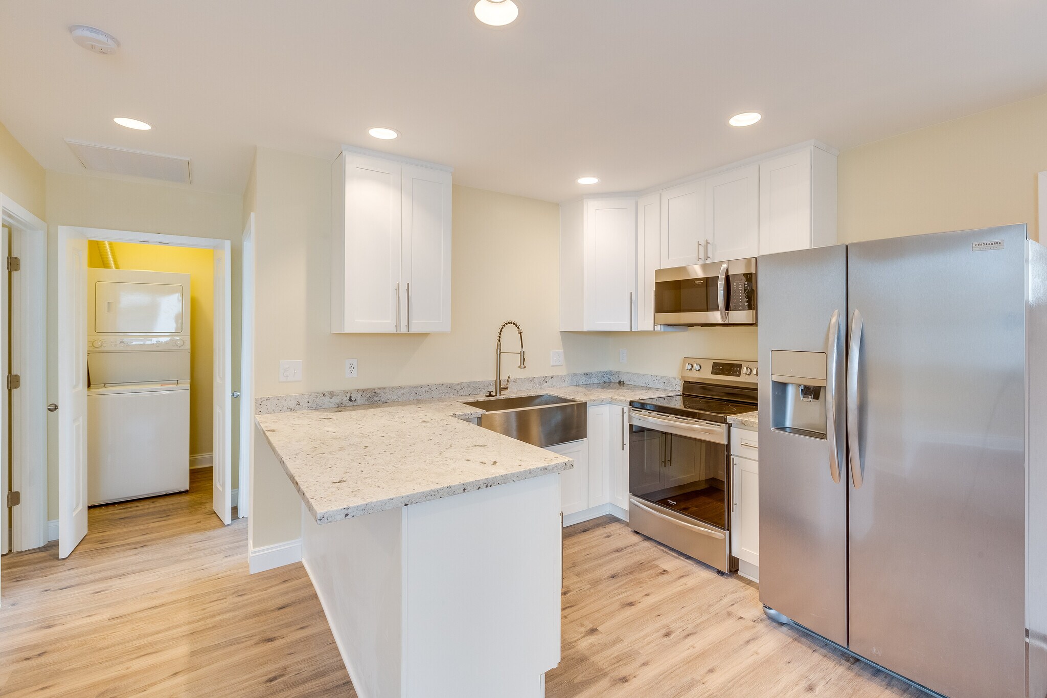 Kitchen 1 - 1509 Congress St