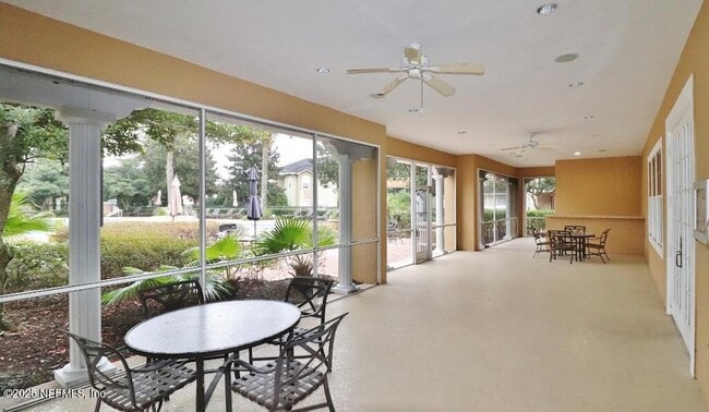 Building Photo - 10075 Gate Pkwy N