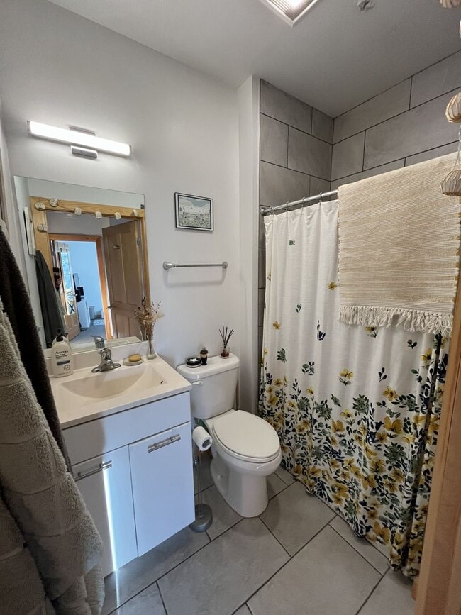 Building Photo - 2BD/1BA In Richmond