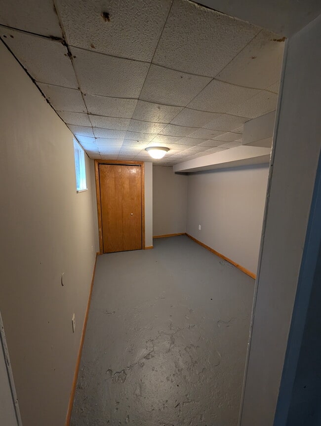 Building Photo - 1705 Burlingame Ave SW