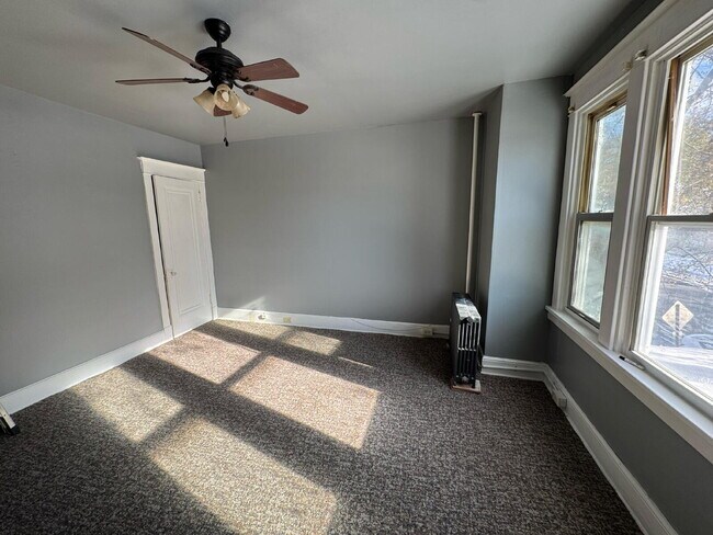 Building Photo - 1818 Walnut St