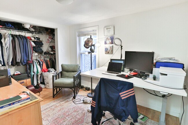 Building Photo - Wicker Park Big 3 Bedroom 2 Bath Private Coach House. Decks and Outdoor Space.