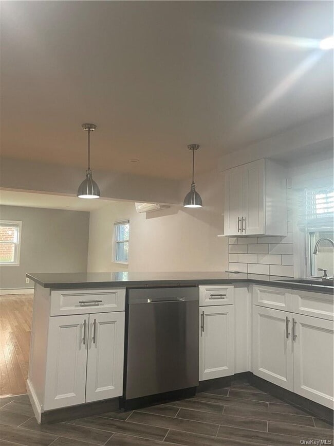 Building Photo - 175 Forest Ave