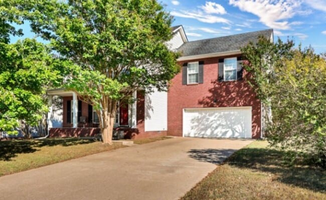 Building Photo - 3 Bedroom Pet Friendly Home For Rent With Extra Large Bonus Room!