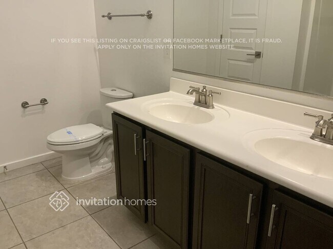 Building Photo - 644 W Panola Dr