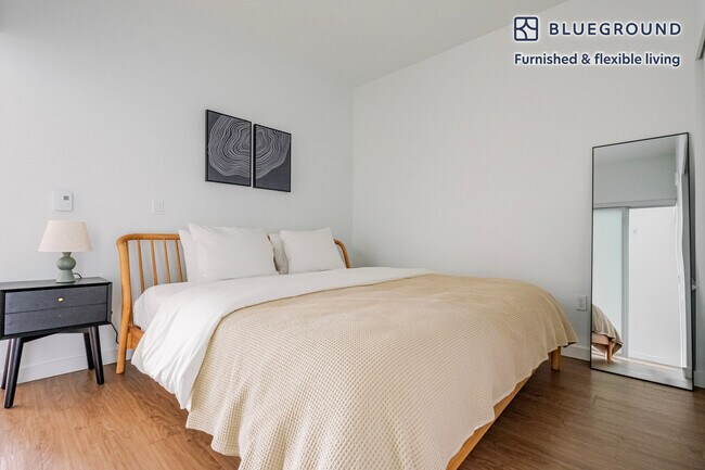 Building Photo - 8709 161st Avenue Northeast