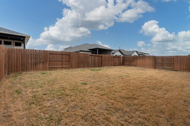 Building Photo - 8312 Skytex St