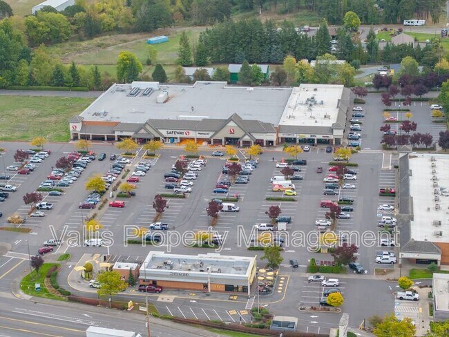 Building Photo - 13001 S Crompton Lane