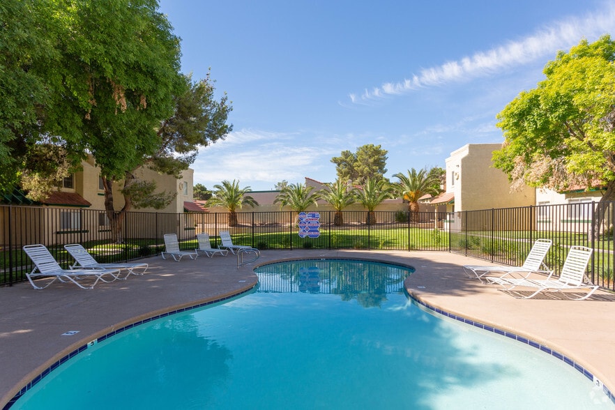 Primary Photo - Heritage Pointe Apartments