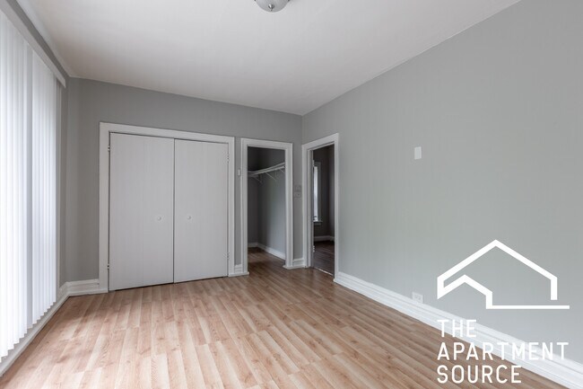 Building Photo - 5451 S Cornell Ave