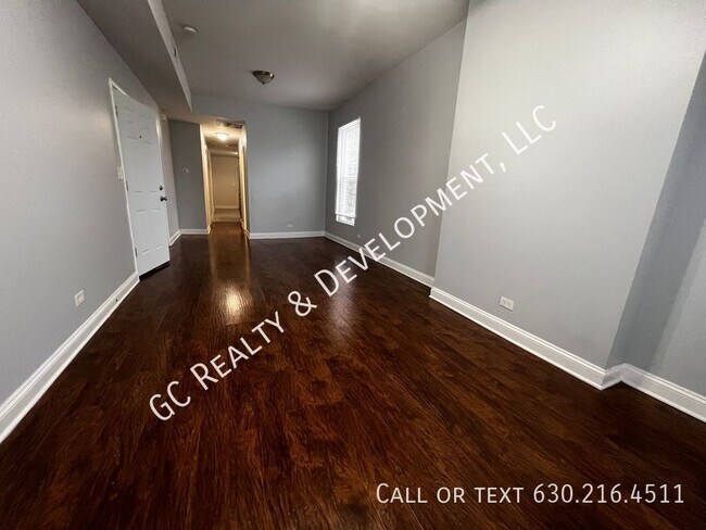 Building Photo - 7642 S Normal Ave