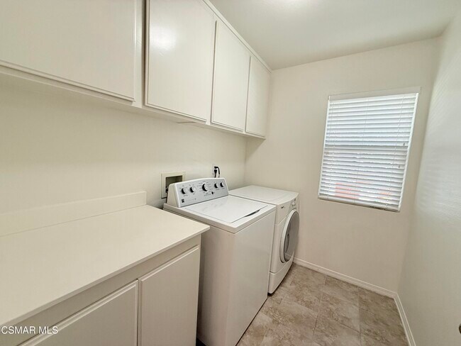 Building Photo - 3851 Alex Ct