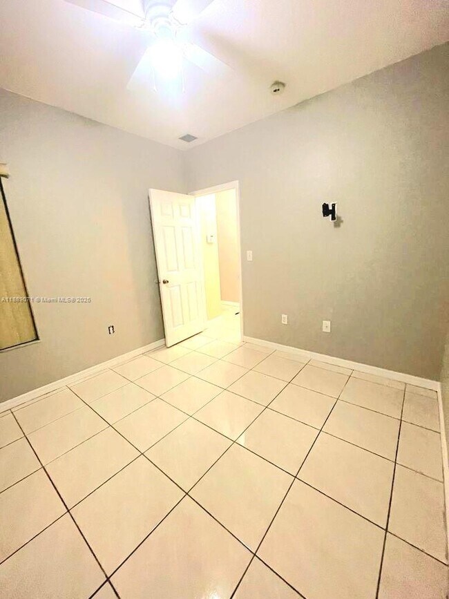 Building Photo - 12263 SW 214 Ln