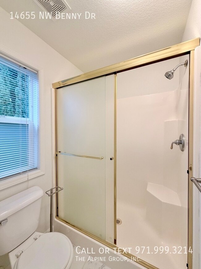 Building Photo - 14655 NW Benny Dr