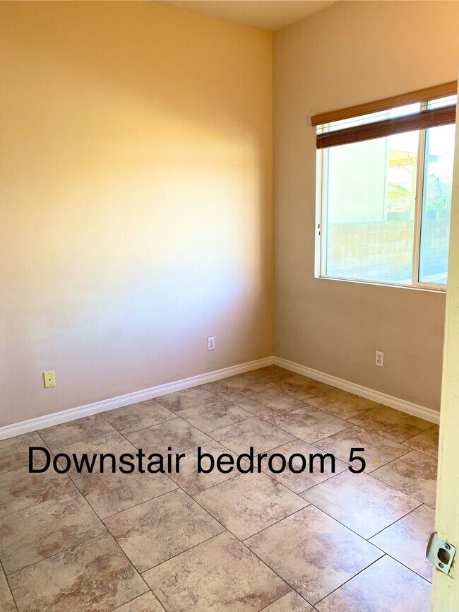 Building Photo - 6565 Cordierite Ct