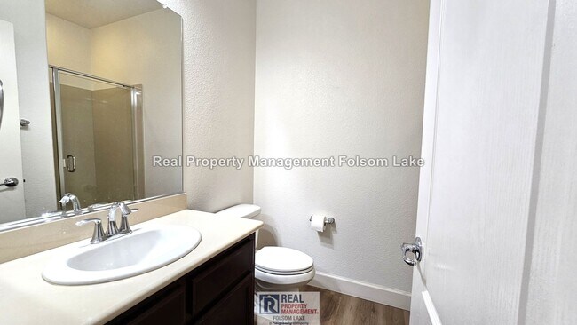 Building Photo - 3 Bed 3 Bath + Loft | EV Charger | Large Private Patio | Rivage in the Parkway
