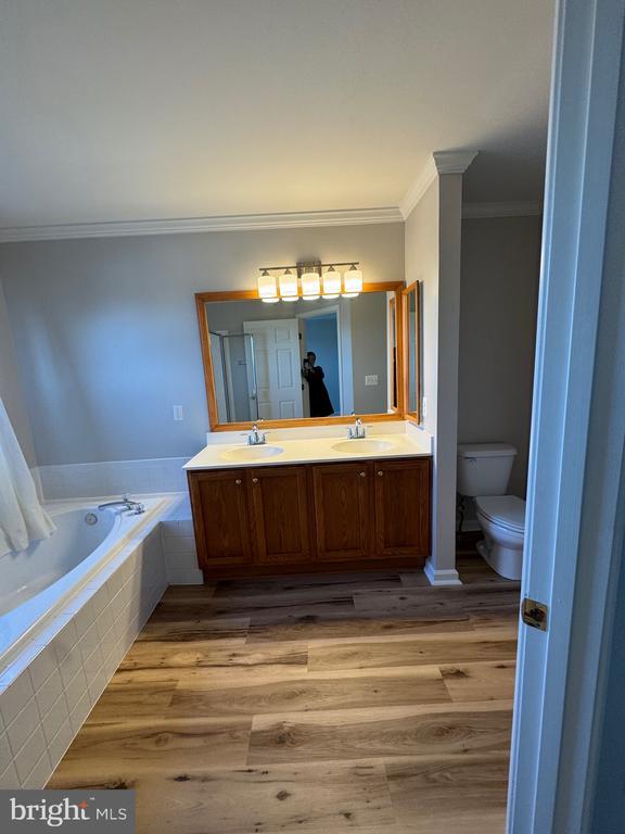 Building Photo - 14342 Papilion Way