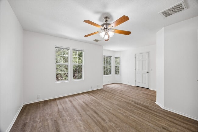 Building Photo - 3418 Glenmore Meadow Dr