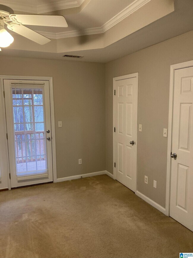 Building Photo - 200 Calloway Ln