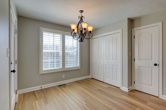 Building Photo - Fantastic Open Floor Plan Home With Stone Front Fireplace, Stainless Steel Appliances, And Close ...