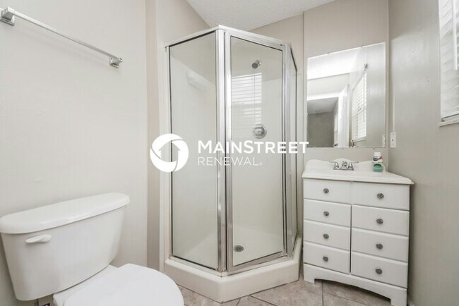 Building Photo - 3 Bedroom Pet-Friendly Home in Winter Haven, FL with Main Street Renewal