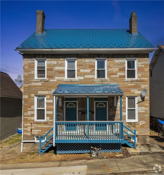 Building Photo - 481 Union St