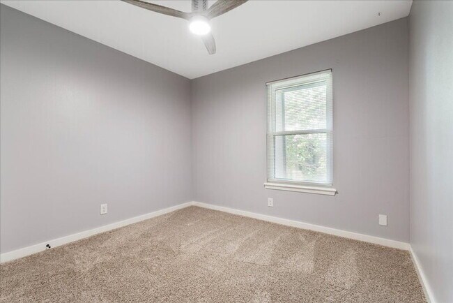 Building Photo - 1703 Coronado Hills Dr