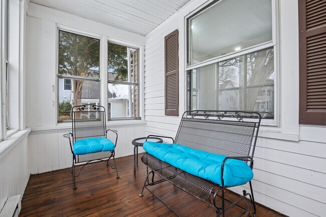 Building Photo - 99 Lincoln St