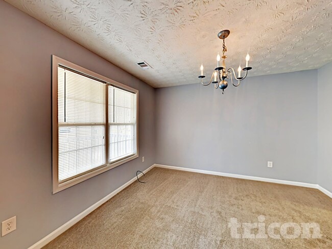 Building Photo - 1710 Meadow Trace