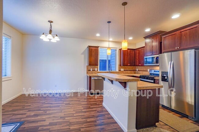 Building Photo - 4013 N Pioneer Canyon Dr