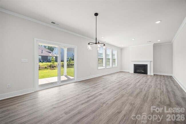 Building Photo - 541 Mahogany Rd