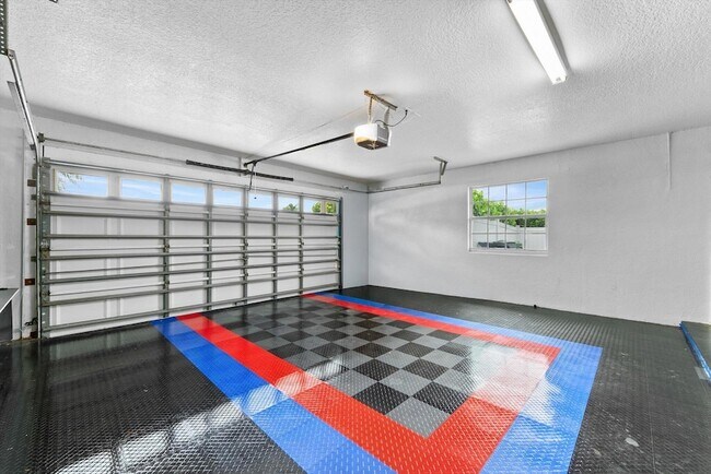 Building Photo - 1874 New Haven Ave