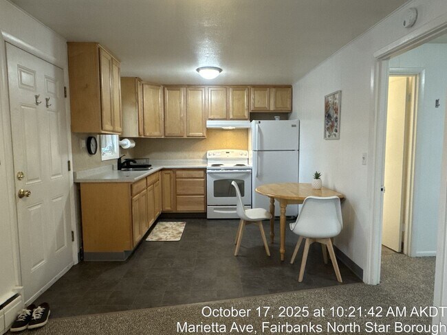 Building Photo - 1 Bedroom Apt | Utilities Included | College Road Area