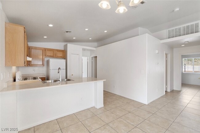 Building Photo - 6615 Montezuma Castle Ln